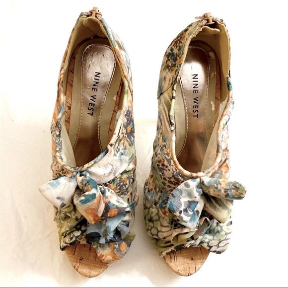 Nine West Highstreet Multi-Colored Ruffle Bootie Heels - Picture 3 of 6